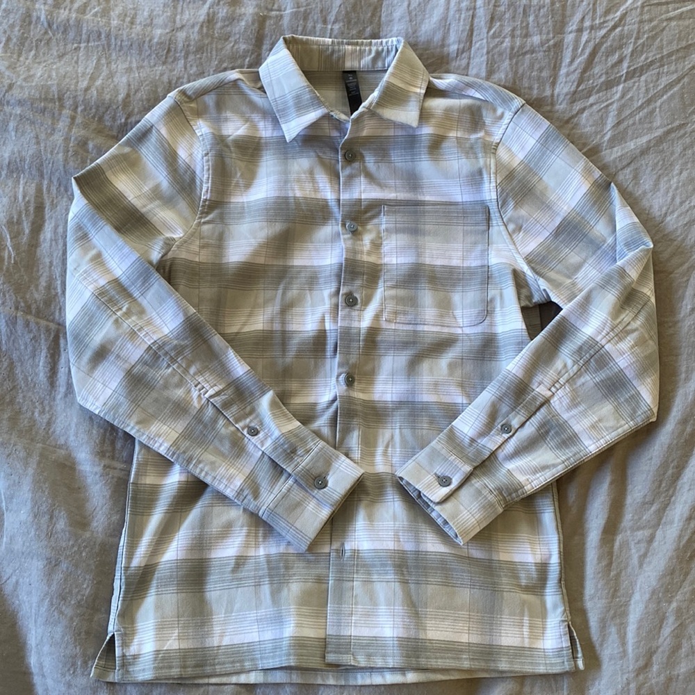 Lululemon Men’s button down